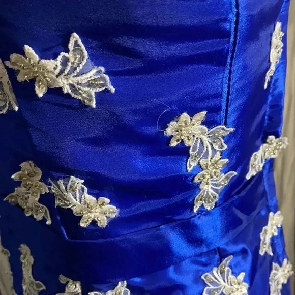 Royal blue embellished gown, custom made - Picture 9 of 10